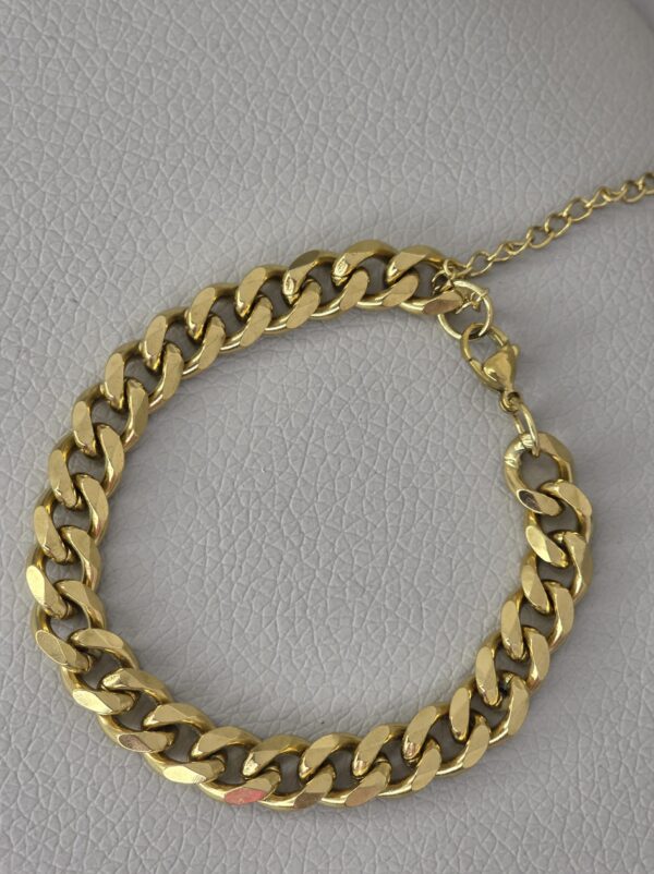 Daily Fashion Charm