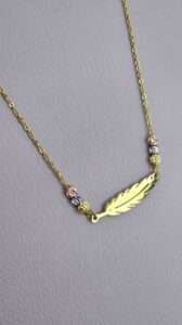 Multicolor trending Leaf Necklace Gold color