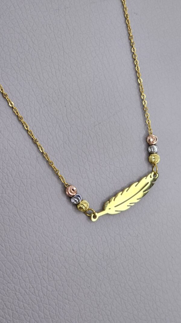 Multicolor trending Leaf Necklace Gold color