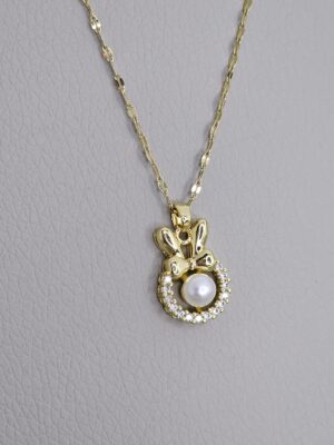 Cute Pearl Zircon